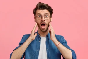 Read more about the article How to Respond to “OMG”: Real-Life Examples, Insights, and Polite Comebacks