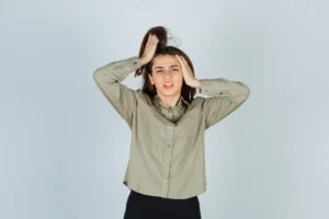Read more about the article How to Respond to SMH and Its Meaning: Decode the Emoji of Disbelief