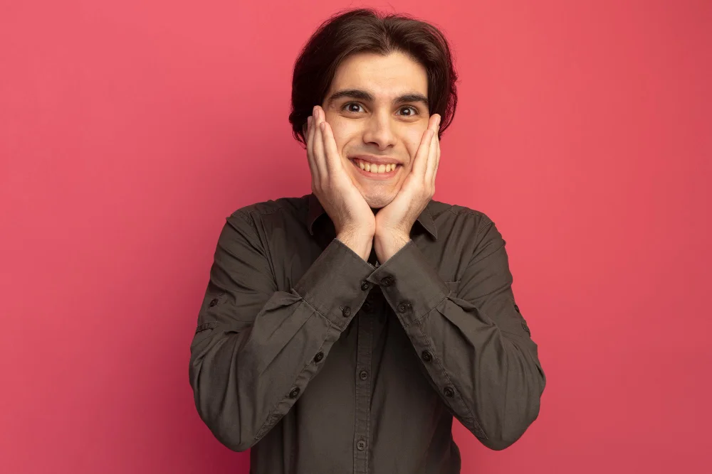 You are currently viewing MFW: What It Really Means, When to Use It, and How to Reply Naturally