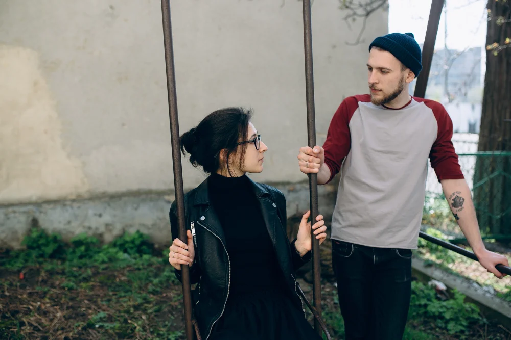 You are currently viewing How to Respond to “I Need Space” (Without Making It Worse)