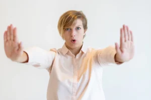 respond when an avoidant reaches out